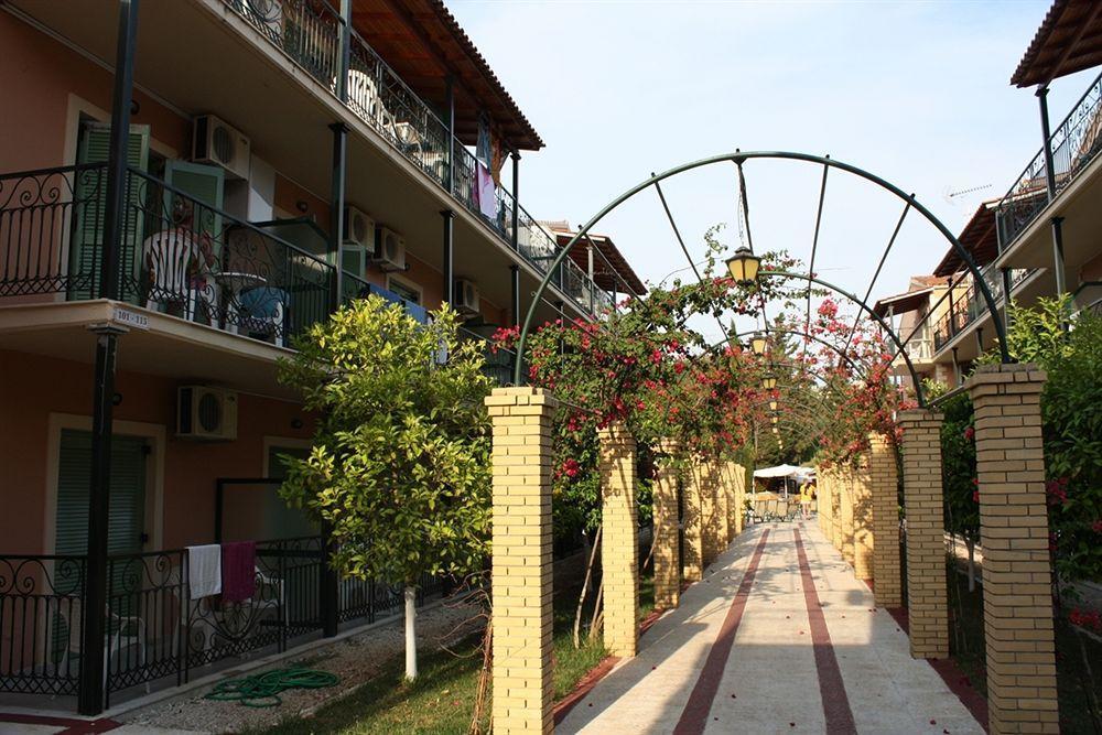 Philippos Hotel Kassiopi Exterior foto